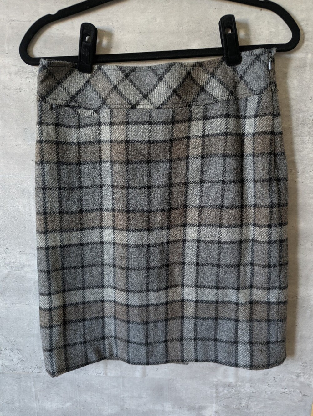 L.L. Bean Gray and Brown Plaid Wool Mini Skirt - Size 10 PET